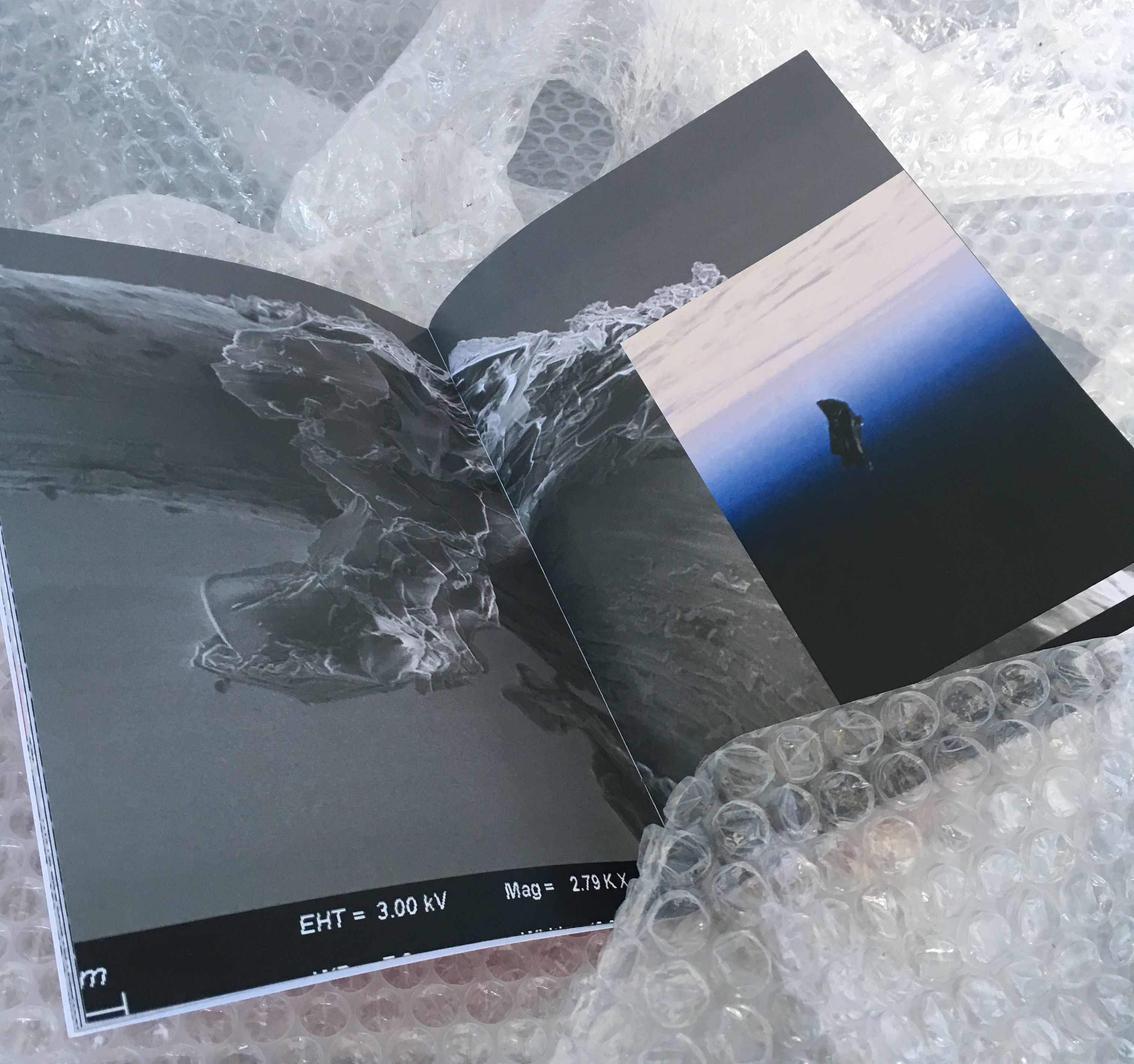 © katherina heil publication art process work book booklet sensory thresholds passerby nida art colony cbk rotterdam